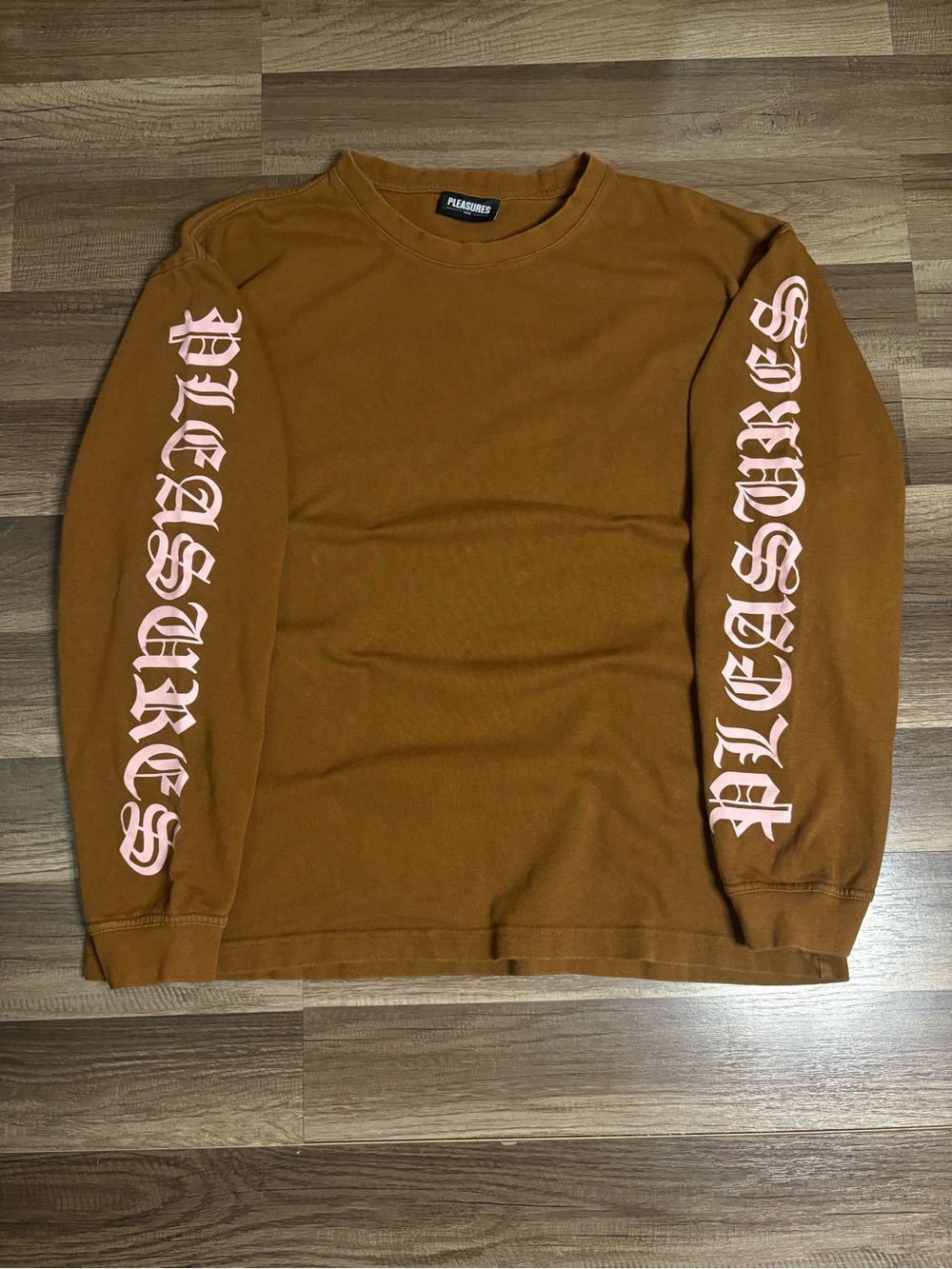 PLEASURES Graphic Print Brown Pink Men's L Long Sleeve Crew Neck T-Shirt